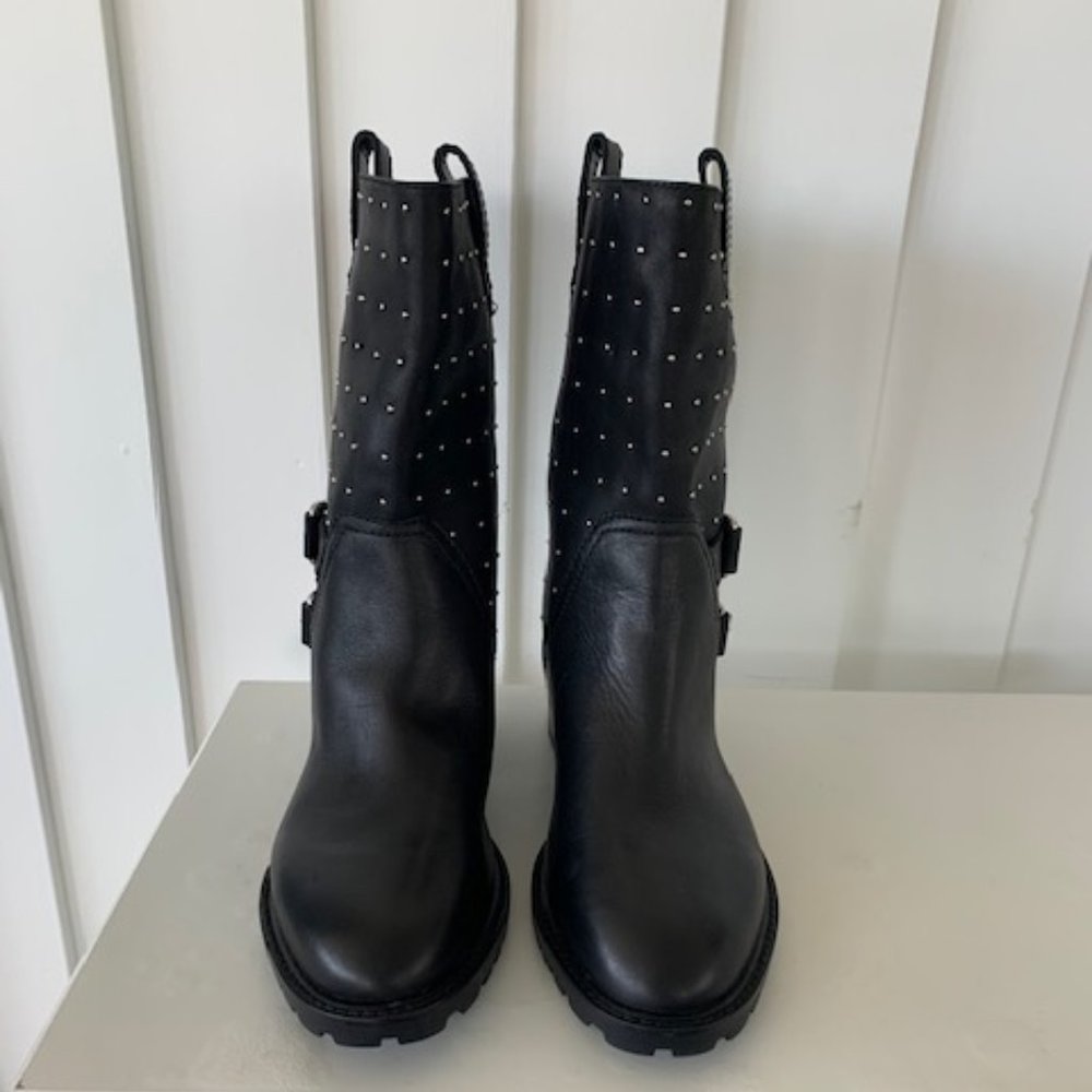 BANANA REPUBLIC STUDDED MOTO BOOTS, SIZE 8